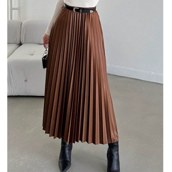 Luxe stretchy Waist Pleated Midi Skirt - Picture 2 of 8